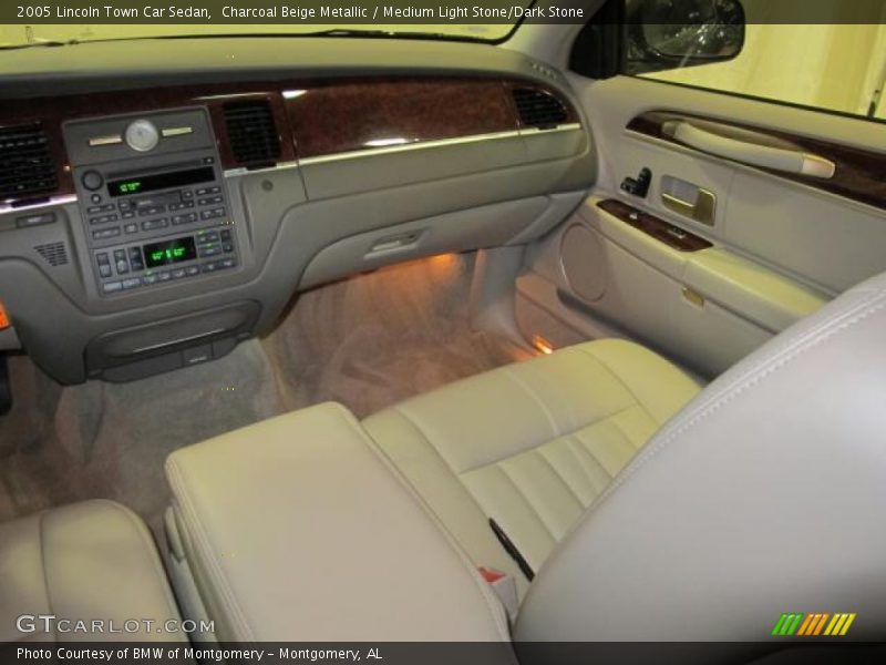 Charcoal Beige Metallic / Medium Light Stone/Dark Stone 2005 Lincoln Town Car Sedan