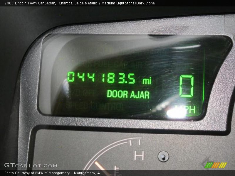 Charcoal Beige Metallic / Medium Light Stone/Dark Stone 2005 Lincoln Town Car Sedan