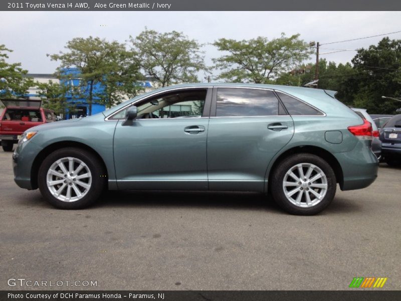 Aloe Green Metallic / Ivory 2011 Toyota Venza I4 AWD