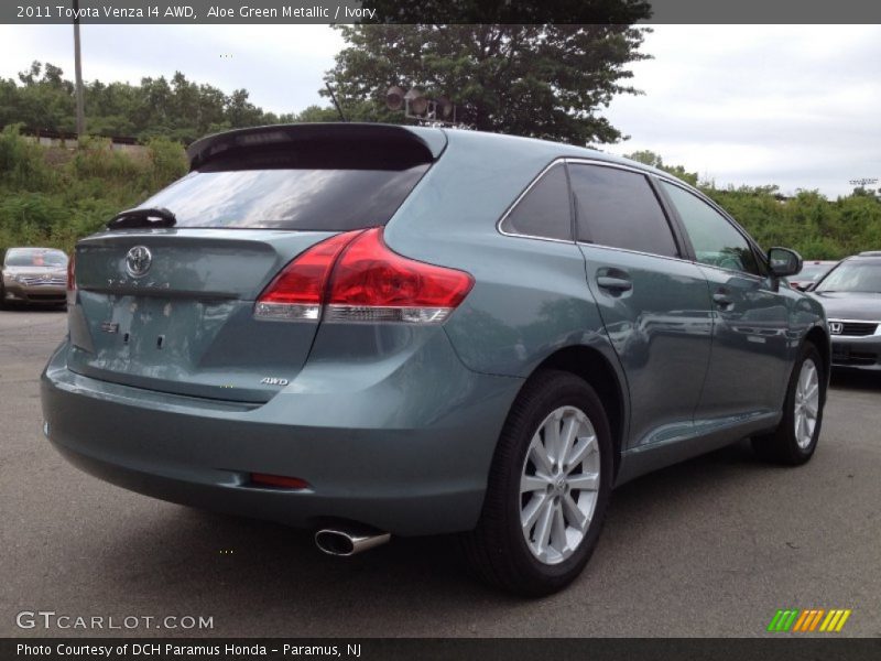 Aloe Green Metallic / Ivory 2011 Toyota Venza I4 AWD