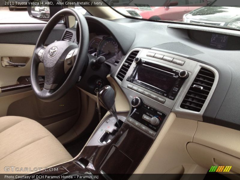 Aloe Green Metallic / Ivory 2011 Toyota Venza I4 AWD