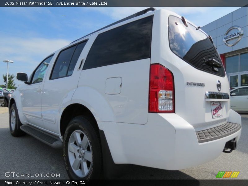 Avalanche White / Cafe Latte 2009 Nissan Pathfinder SE