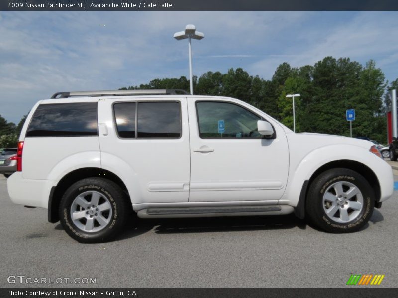 Avalanche White / Cafe Latte 2009 Nissan Pathfinder SE