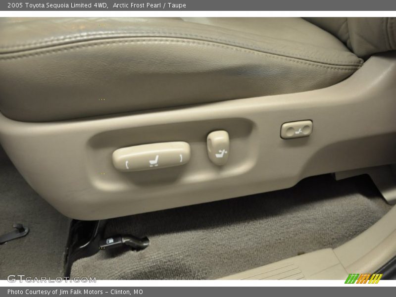 Arctic Frost Pearl / Taupe 2005 Toyota Sequoia Limited 4WD
