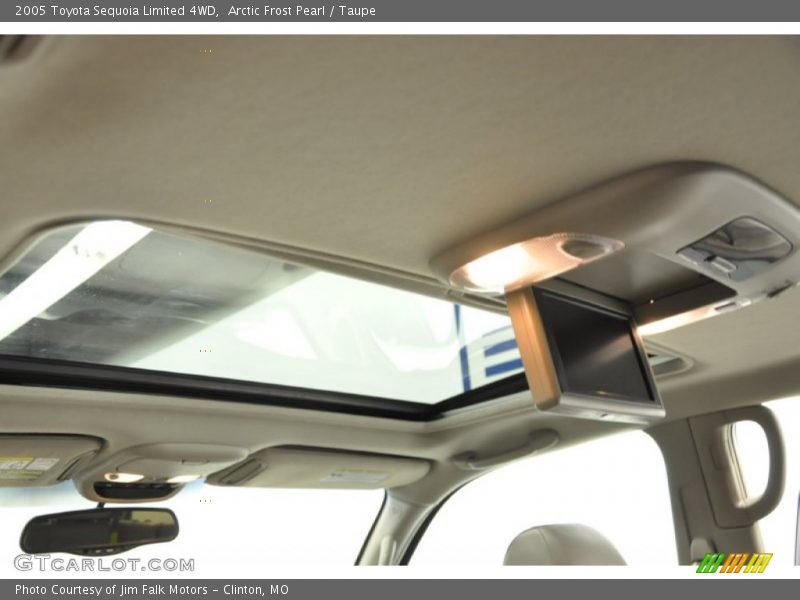 Arctic Frost Pearl / Taupe 2005 Toyota Sequoia Limited 4WD