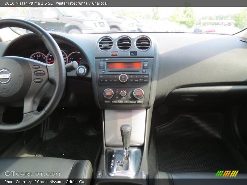 Winter Frost White / Charcoal 2010 Nissan Altima 2.5 SL