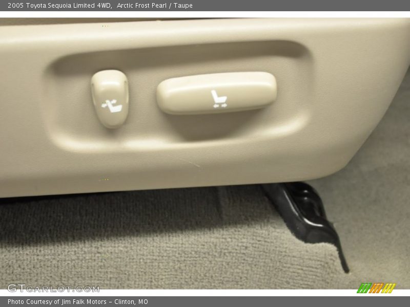 Arctic Frost Pearl / Taupe 2005 Toyota Sequoia Limited 4WD