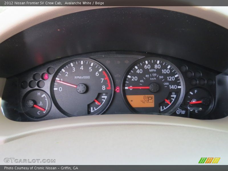 Avalanche White / Beige 2012 Nissan Frontier SV Crew Cab