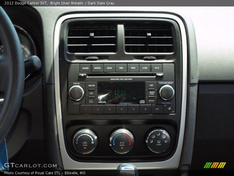 Bright Silver Metallic / Dark Slate Gray 2012 Dodge Caliber SXT
