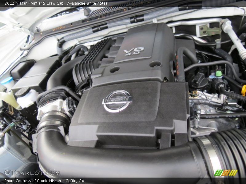 Avalanche White / Steel 2012 Nissan Frontier S Crew Cab