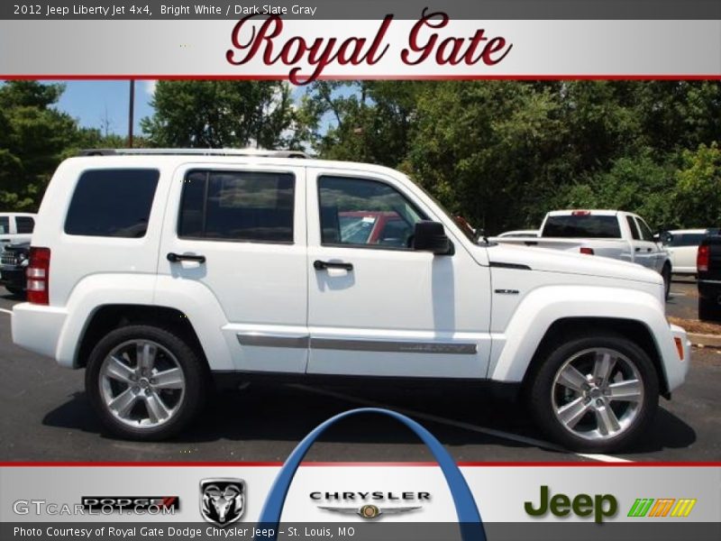 Bright White / Dark Slate Gray 2012 Jeep Liberty Jet 4x4