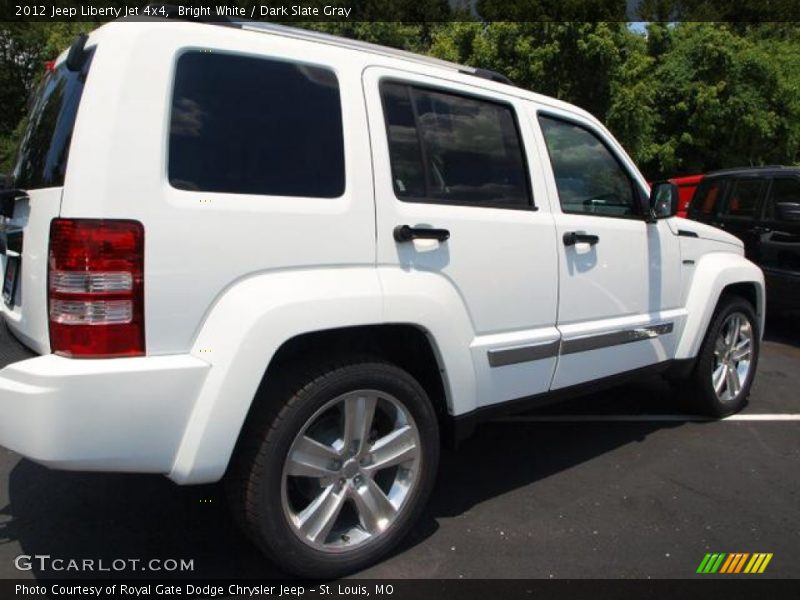 Bright White / Dark Slate Gray 2012 Jeep Liberty Jet 4x4