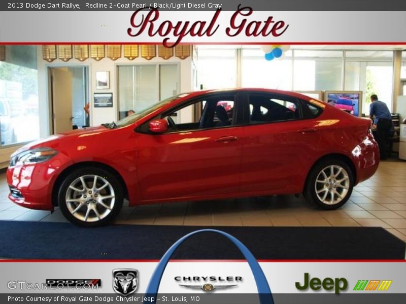 Redline 2-Coat Pearl / Black/Light Diesel Gray 2013 Dodge Dart Rallye