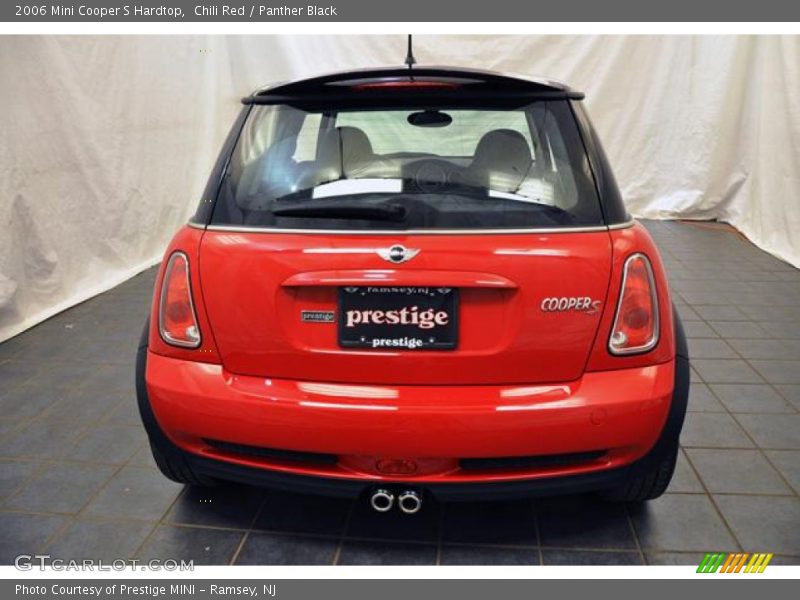 Chili Red / Panther Black 2006 Mini Cooper S Hardtop