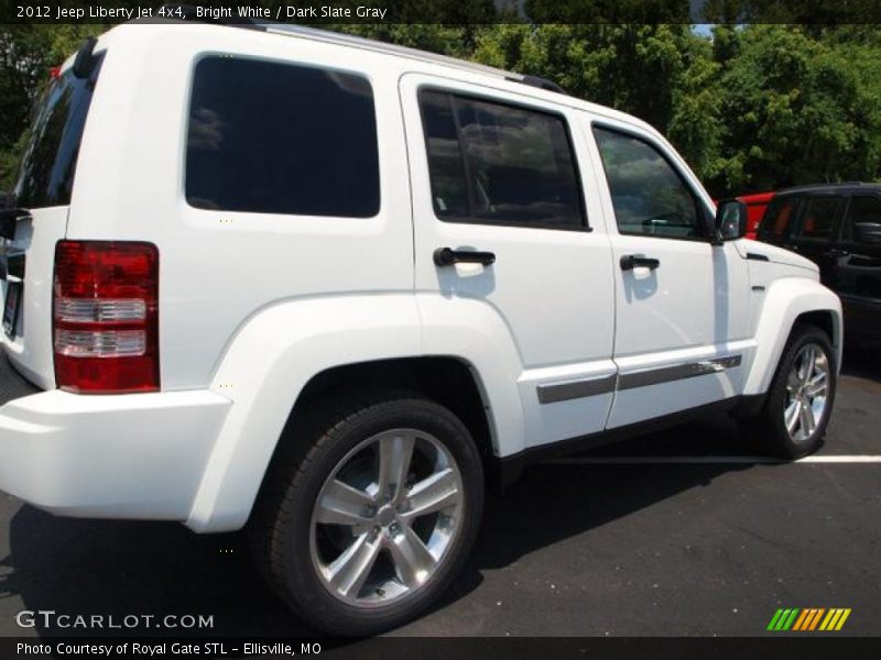 Bright White / Dark Slate Gray 2012 Jeep Liberty Jet 4x4