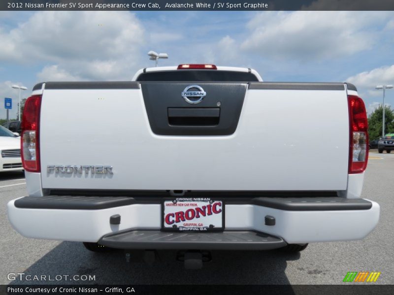 Avalanche White / SV Sport Graphite 2012 Nissan Frontier SV Sport Appearance Crew Cab