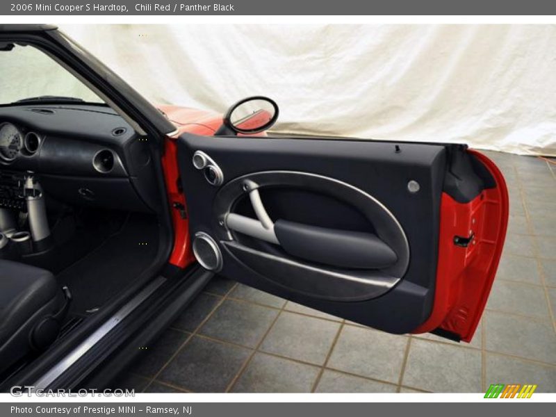 Chili Red / Panther Black 2006 Mini Cooper S Hardtop
