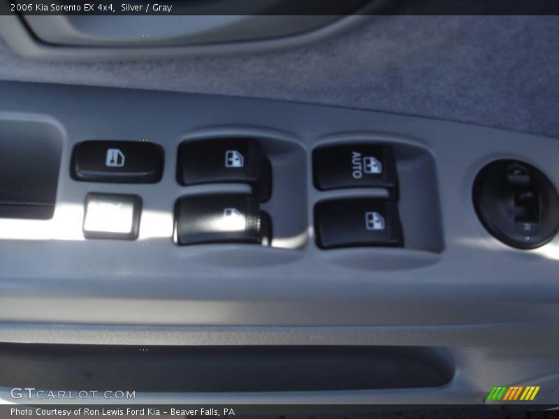 Silver / Gray 2006 Kia Sorento EX 4x4