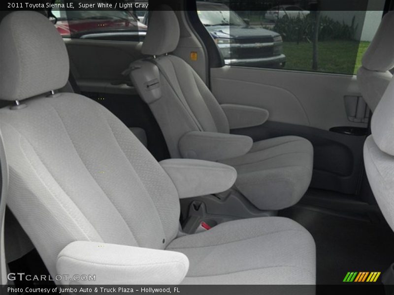Super White / Light Gray 2011 Toyota Sienna LE