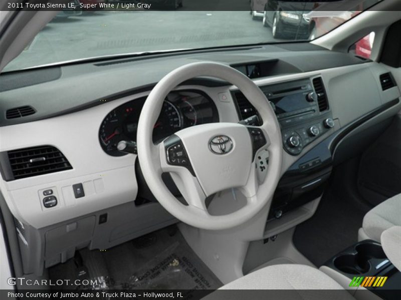 Super White / Light Gray 2011 Toyota Sienna LE