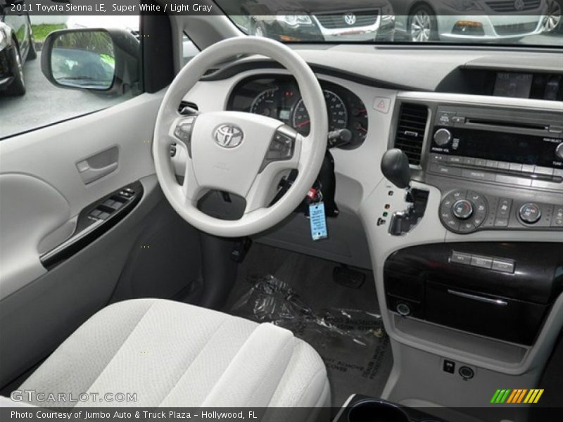 Super White / Light Gray 2011 Toyota Sienna LE