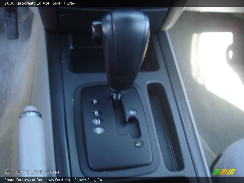 Silver / Gray 2006 Kia Sorento EX 4x4