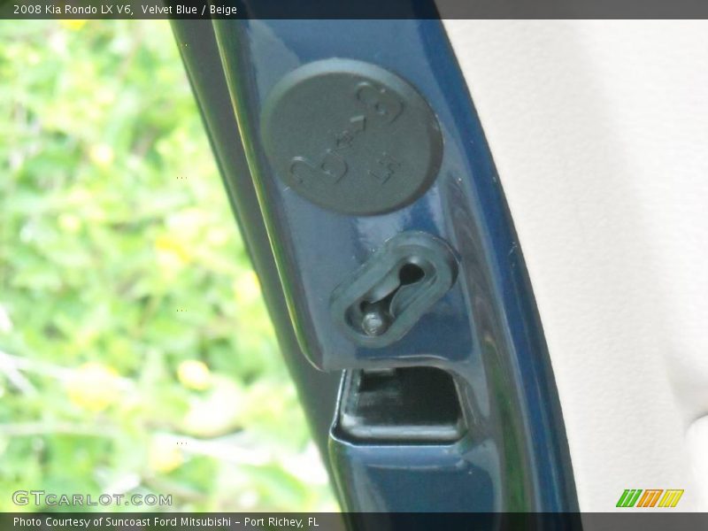 Velvet Blue / Beige 2008 Kia Rondo LX V6