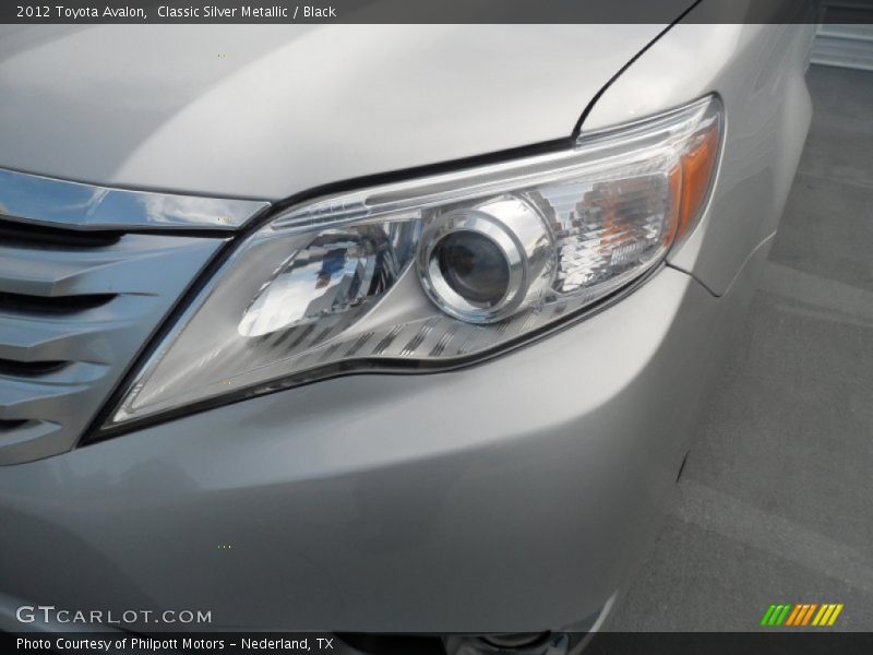 Classic Silver Metallic / Black 2012 Toyota Avalon