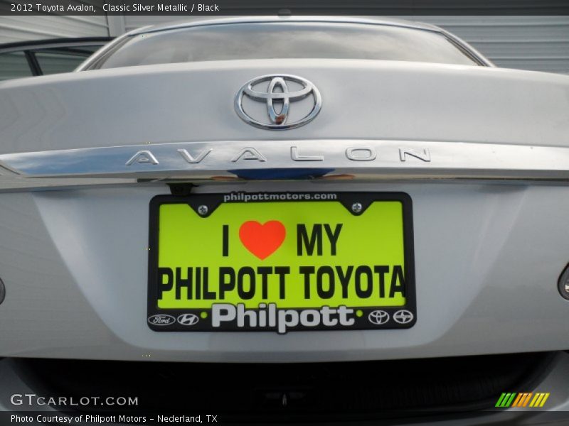 Classic Silver Metallic / Black 2012 Toyota Avalon