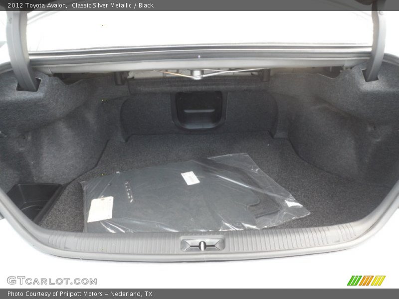 Classic Silver Metallic / Black 2012 Toyota Avalon