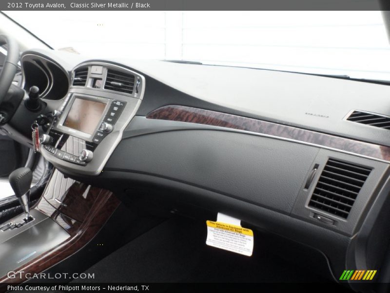 Classic Silver Metallic / Black 2012 Toyota Avalon