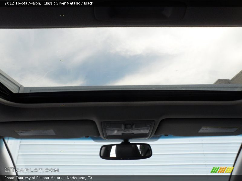 Classic Silver Metallic / Black 2012 Toyota Avalon