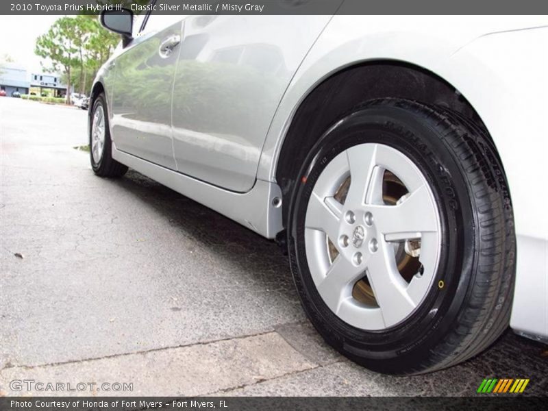 Classic Silver Metallic / Misty Gray 2010 Toyota Prius Hybrid III