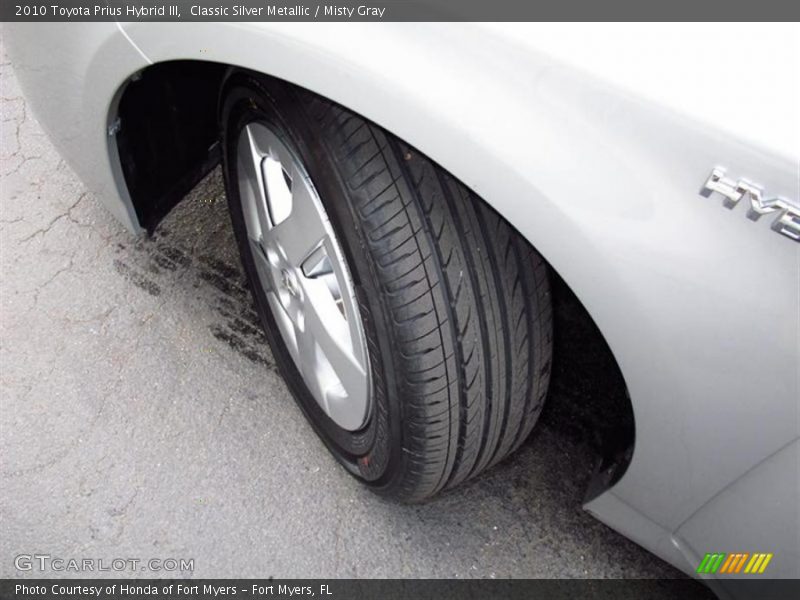 Classic Silver Metallic / Misty Gray 2010 Toyota Prius Hybrid III