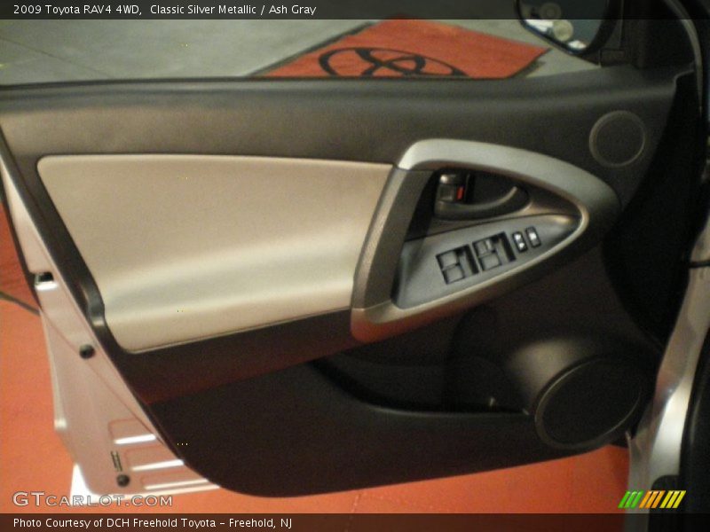 Classic Silver Metallic / Ash Gray 2009 Toyota RAV4 4WD