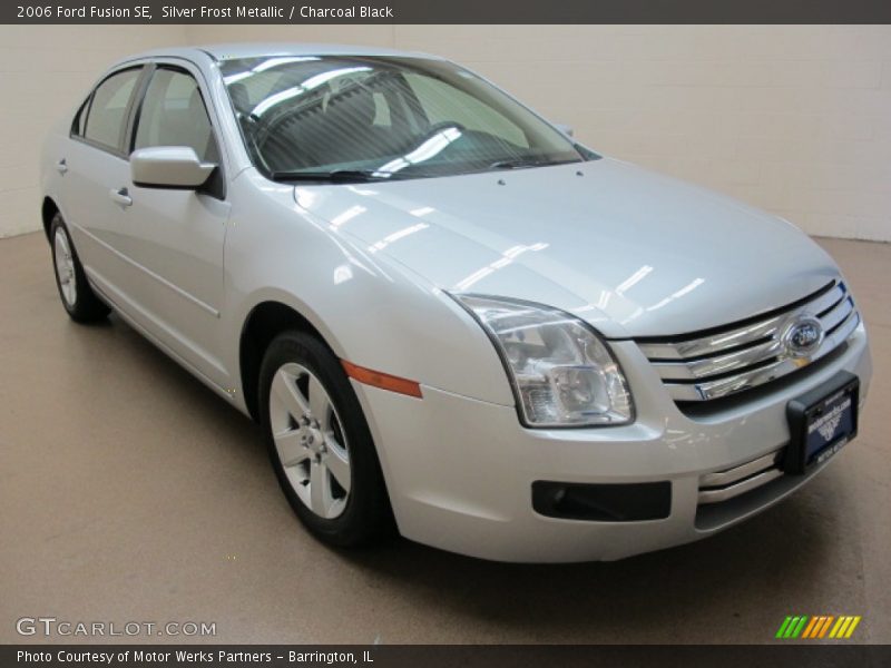 Silver Frost Metallic / Charcoal Black 2006 Ford Fusion SE
