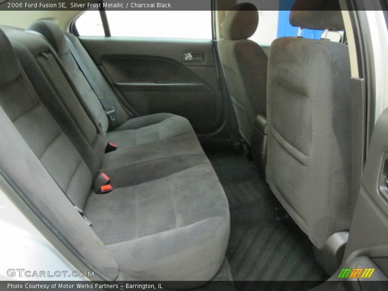 Silver Frost Metallic / Charcoal Black 2006 Ford Fusion SE