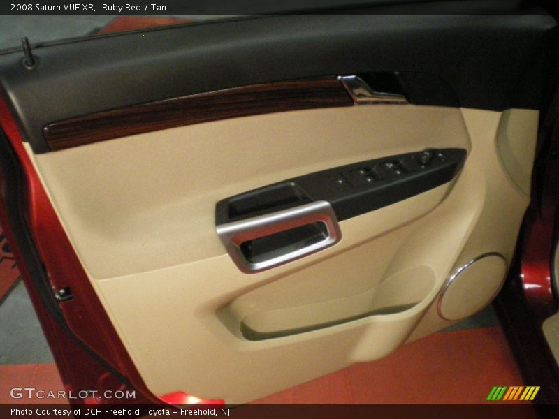 Ruby Red / Tan 2008 Saturn VUE XR