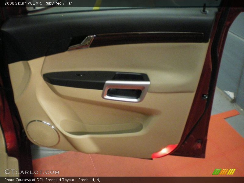 Ruby Red / Tan 2008 Saturn VUE XR