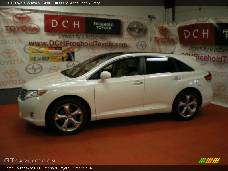 Blizzard White Pearl / Ivory 2010 Toyota Venza V6 AWD