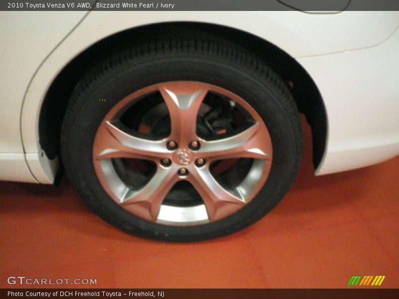 Blizzard White Pearl / Ivory 2010 Toyota Venza V6 AWD