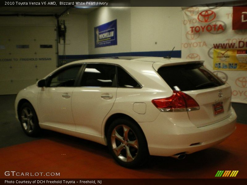 Blizzard White Pearl / Ivory 2010 Toyota Venza V6 AWD