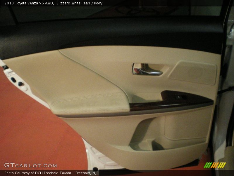 Blizzard White Pearl / Ivory 2010 Toyota Venza V6 AWD