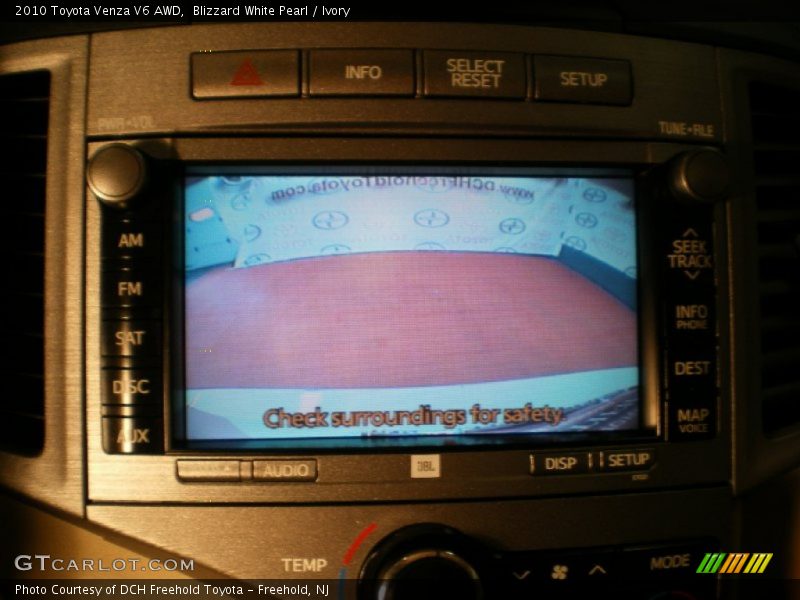 Blizzard White Pearl / Ivory 2010 Toyota Venza V6 AWD