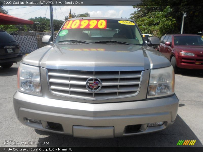 Silver Sand / Shale 2002 Cadillac Escalade EXT AWD