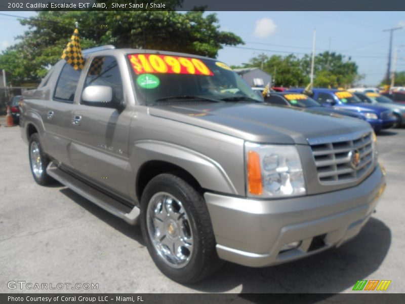 Silver Sand / Shale 2002 Cadillac Escalade EXT AWD