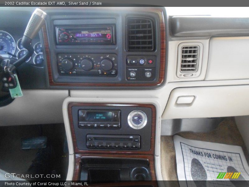 Silver Sand / Shale 2002 Cadillac Escalade EXT AWD