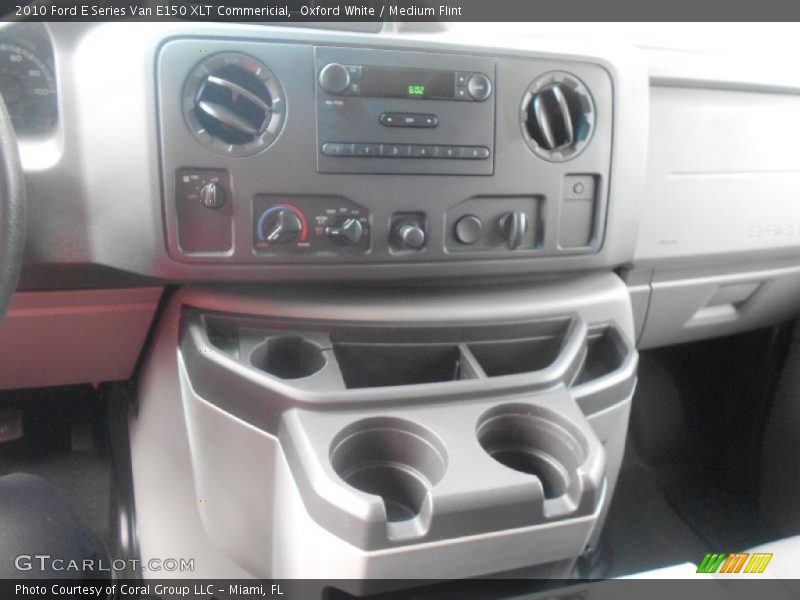 Oxford White / Medium Flint 2010 Ford E Series Van E150 XLT Commericial
