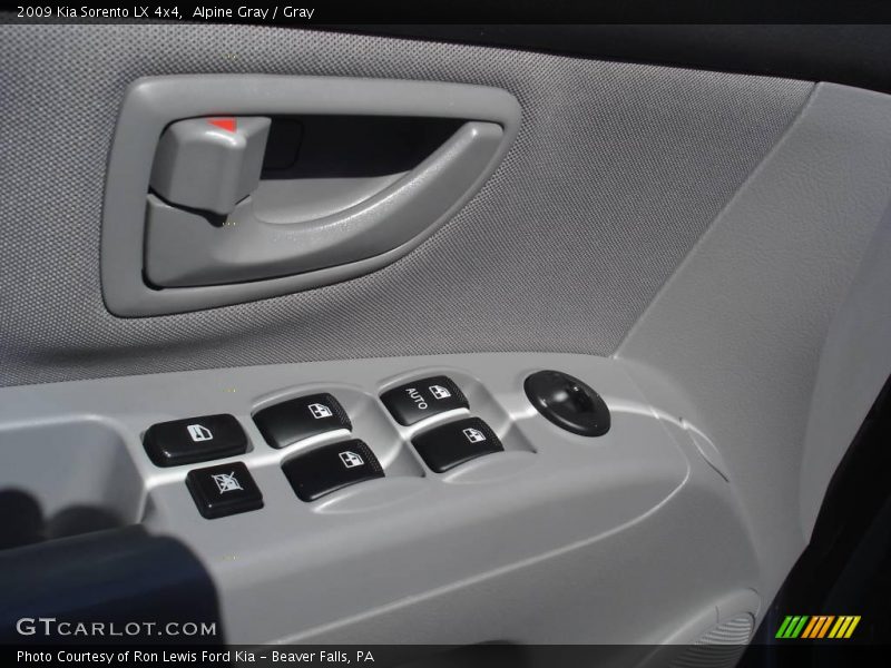 Alpine Gray / Gray 2009 Kia Sorento LX 4x4