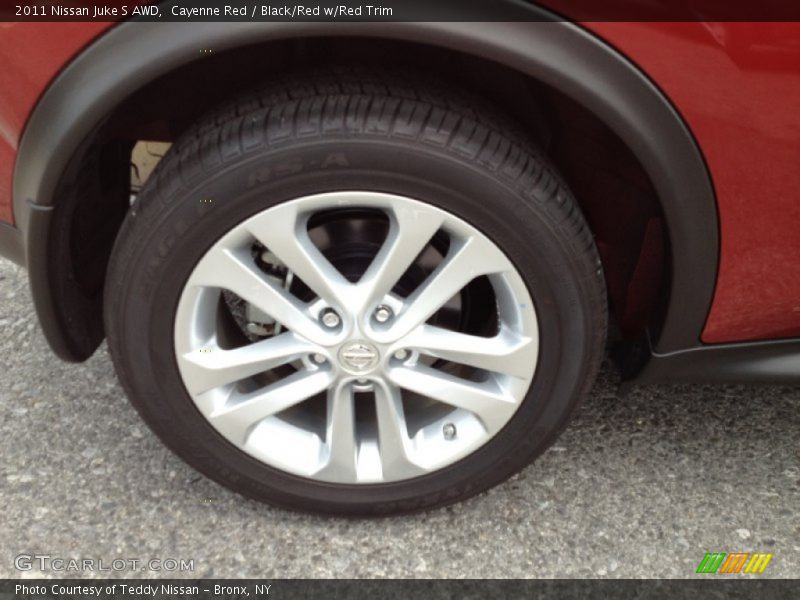  2011 Juke S AWD Wheel